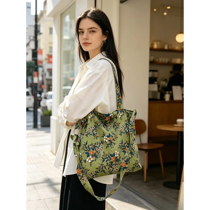 Retro Floral Corduroy Bag Korean Hyuna Style Small Flower Print Large Capacity Soft Cloth Shoulder Crossbody Purse
Retro Floral Corduroy Bag Korean Hyuna Style Small Flower Print Large Capacity Soft Cloth Shoulder Crossbody Purse