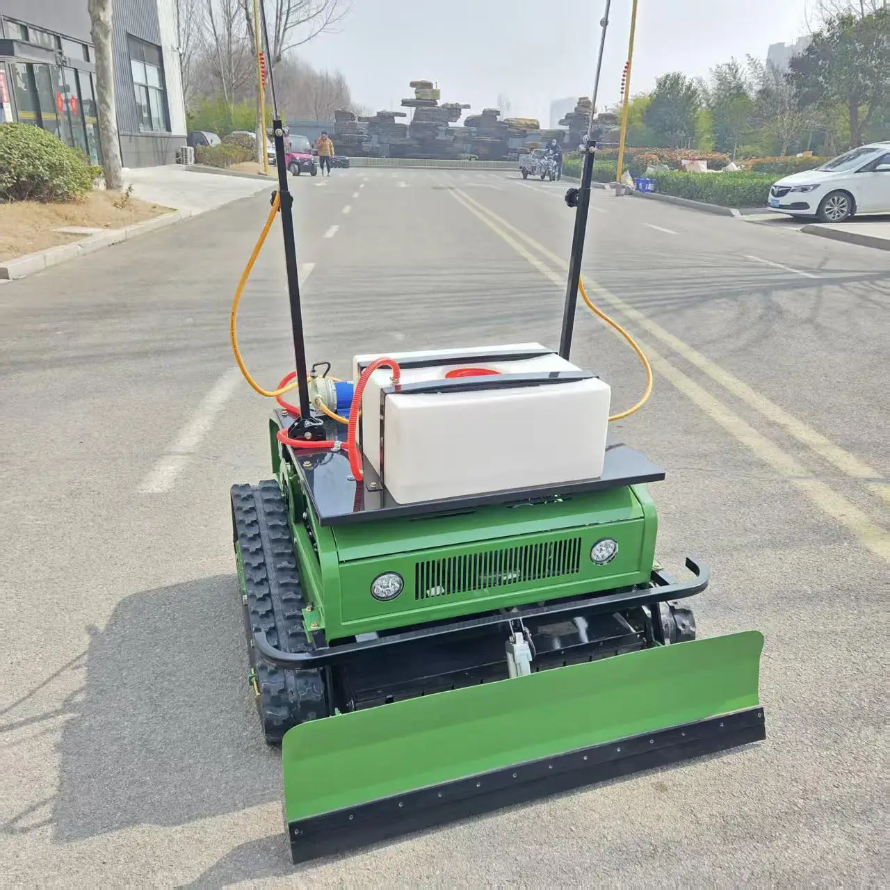 2-in-1 Smart Remote-Controlled Mower & Sprayer — Agricultural-Grade Tracked Machine with High Horsepower and 60L Capacity
2-in-1 Smart Remote-Controlled Mower & Sprayer — Agricultural-Grade Tracked Machine with High Horsepower and 60L Capacity