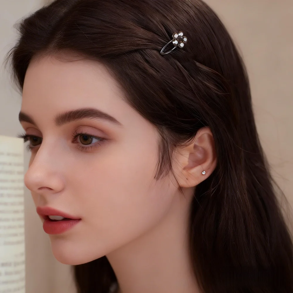 2-Pack Mini Flower Rhinestone Hair Clips, Fresh Forest Style, Suitable for Flyaway Control / Side Bangs Clip / Daily Commute
2-Pack Mini Flower Rhinestone Hair Clips, Fresh Forest Style, Suitable for Flyaway Control / Side Bangs Clip / Daily Commute