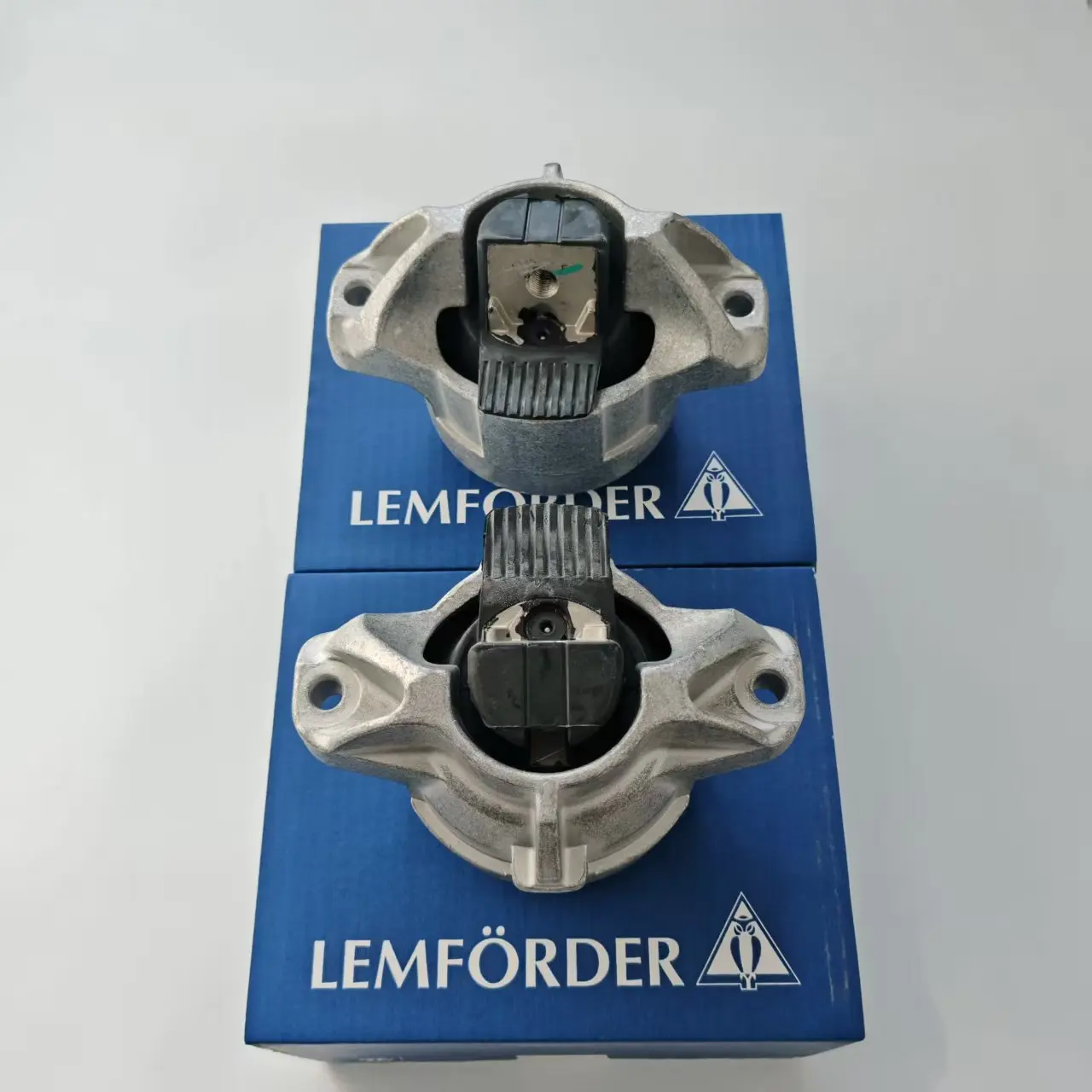 Automobile Engine Bracket OEM Quality Machine Foot Rubber Buffer Aluminum Bracket for 971 Panamera 9A719938310
Automobile Engine Bracket OEM Quality Machine Foot Rubber Buffer Aluminum Bracket for 971 Panamera 9A719938310