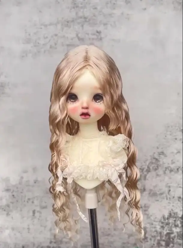 1/6, парик из мохера для куклы BJD, женский цвет, маленький парик в рулоне, бесплатная доставка
1/6, парик из мохера для куклы BJD, женский цвет, маленький парик в рулоне, бесплатная доставка