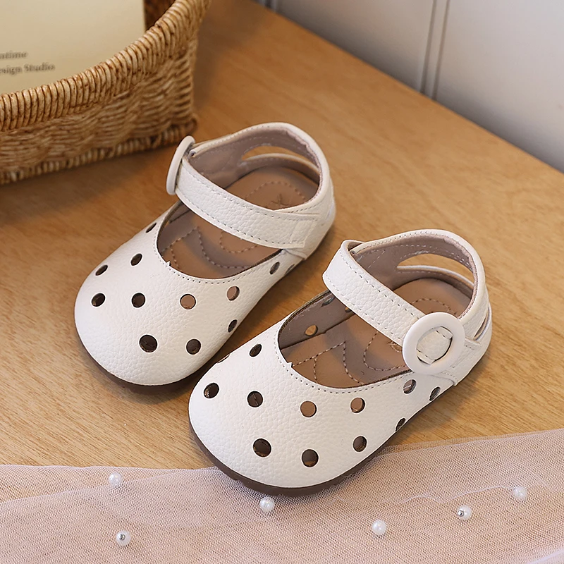 Baby Princess Shoes Hollowed-out Versatile Toddler Walking Shoes Soft Bottom Non-slip 2026 Summer New Kids Sandals Round Toes
Baby Princess Shoes Hollowed-out Versatile Toddler Walking Shoes Soft Bottom Non-slip 2026 Summer New Kids Sandals Round Toes