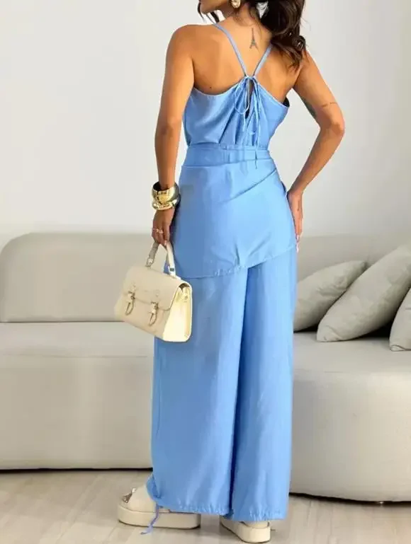 Ruched U-Neck Spaghetti Straps Hollow-out Back Tied Detail Drawstring Cuffs Casual Suspender Jumpsuit with Convertible Tie Panel
Ruched U-Neck Spaghetti Straps Hollow-out Back Tied Detail Drawstring Cuffs Casual Suspender Jumpsuit with Convertible Tie Panel