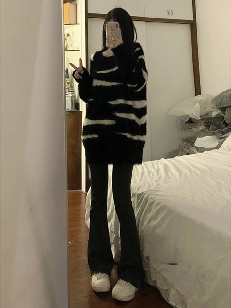 Американские джинсы High Street Bla с микро-расклешенными джинсами, женские осенние 2024, новые эластичные утягивающие брюки с высокой талией, удлиняющие брюки
Американские джинсы High Street Bla с микро-расклешенными джинсами, женские осенние 2024, новые эластичные утягивающие брюки с высокой талией, удлиняющие брюки