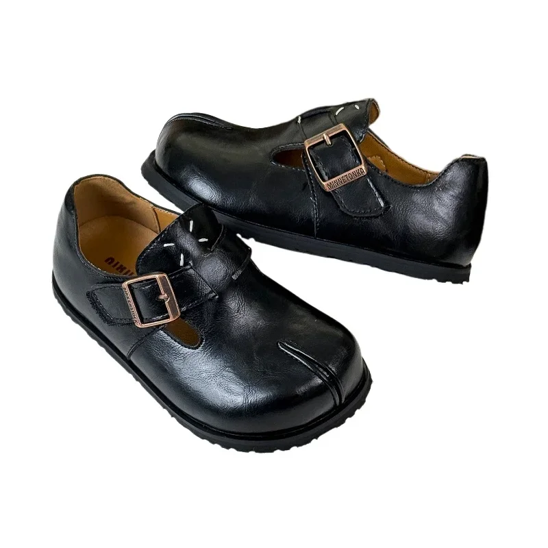 Spring Children Boys Girls Retro Soft Sole Breathable Comfortable Non-slip Fake Split Toe Shoes Kids Toddler Party Single Shoes
Spring Children Boys Girls Retro Soft Sole Breathable Comfortable Non-slip Fake Split Toe Shoes Kids Toddler Party Single Shoes