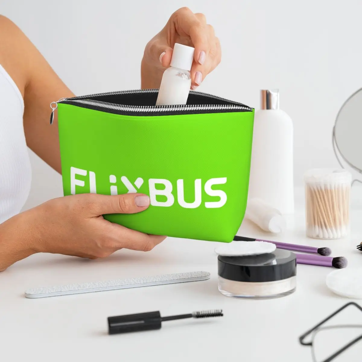 Flixbus женские косметички дорожный органайзер для макияжа сумка для хранения туалетных принадлежностей Dopp Kit Case
Flixbus женские косметички дорожный органайзер для макияжа сумка для хранения туалетных принадлежностей Dopp Kit Case