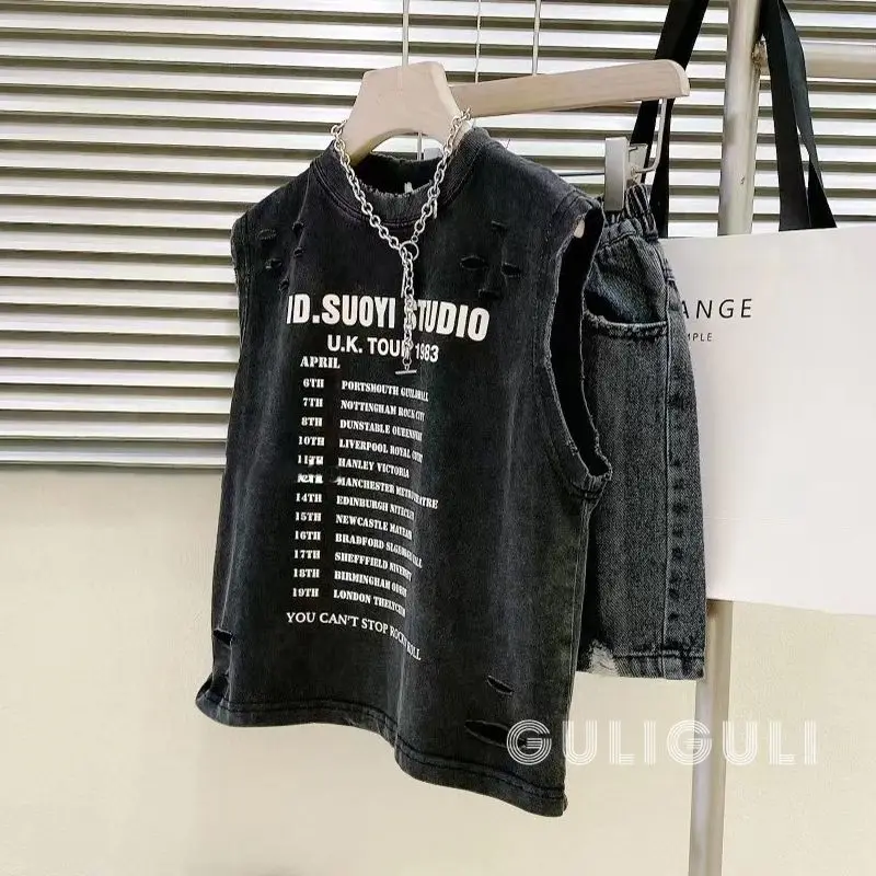 2025 Kids Vest New Spring Summer Fashion Retro Cool Korean Simple Style Handsome Boy
2025 Kids Vest New Spring Summer Fashion Retro Cool Korean Simple Style Handsome Boy