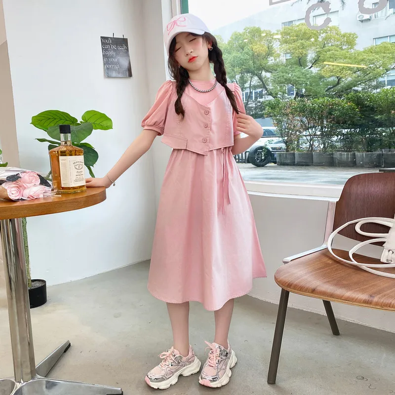 Girls' dress for summer 2024 new girls' summer vacation two-piece suspender dress for children's casual princess dress
Girls' dress for summer 2024 new girls' summer vacation two-piece suspender dress for children's casual princess dress