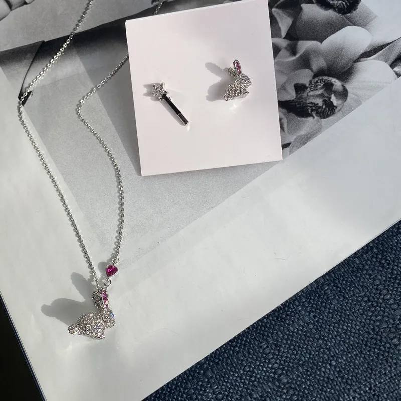 VKVVA Niche Easter Full Rhinestone Rabbit Fairy Wand Asymmetric Stud Earrings,Pendant Necklace Jewelry Set for Women Gifts
VKVVA Niche Easter Full Rhinestone Rabbit Fairy Wand Asymmetric Stud Earrings,Pendant Necklace Jewelry Set for Women Gifts