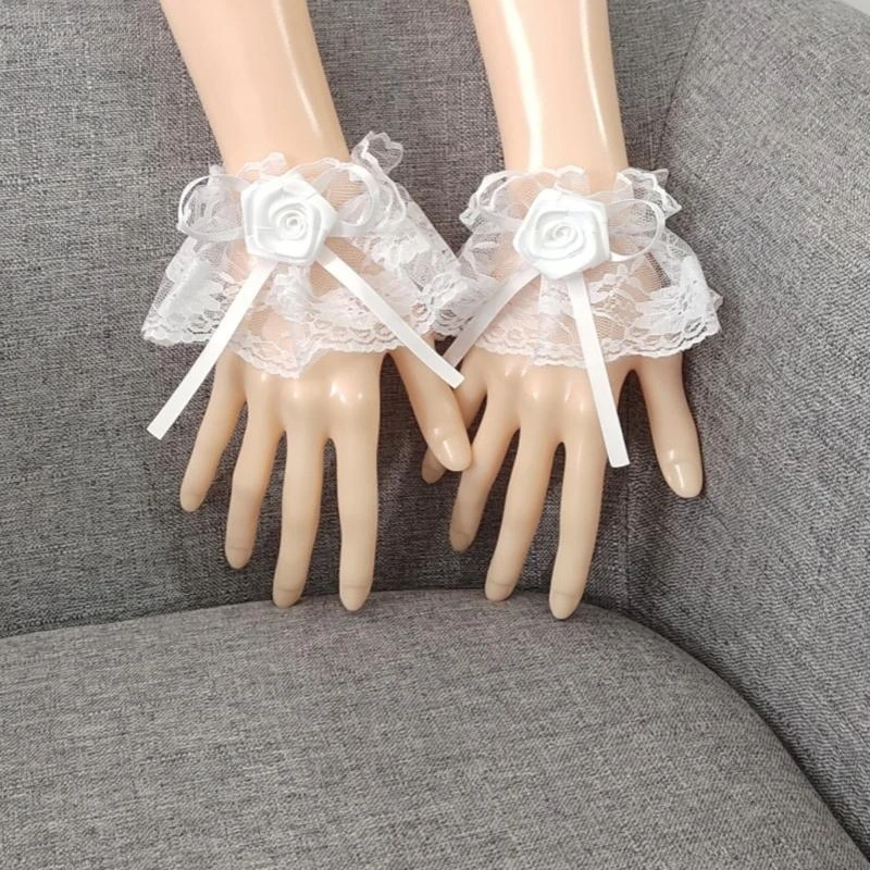 39BB Elegant Ribbon Lace Wrist Cuff False Sleeves Bowknot Jabot Costume Accessory Ribbon Ruffled Brim Crosses Wristband
39BB Elegant Ribbon Lace Wrist Cuff False Sleeves Bowknot Jabot Costume Accessory Ribbon Ruffled Brim Crosses Wristband