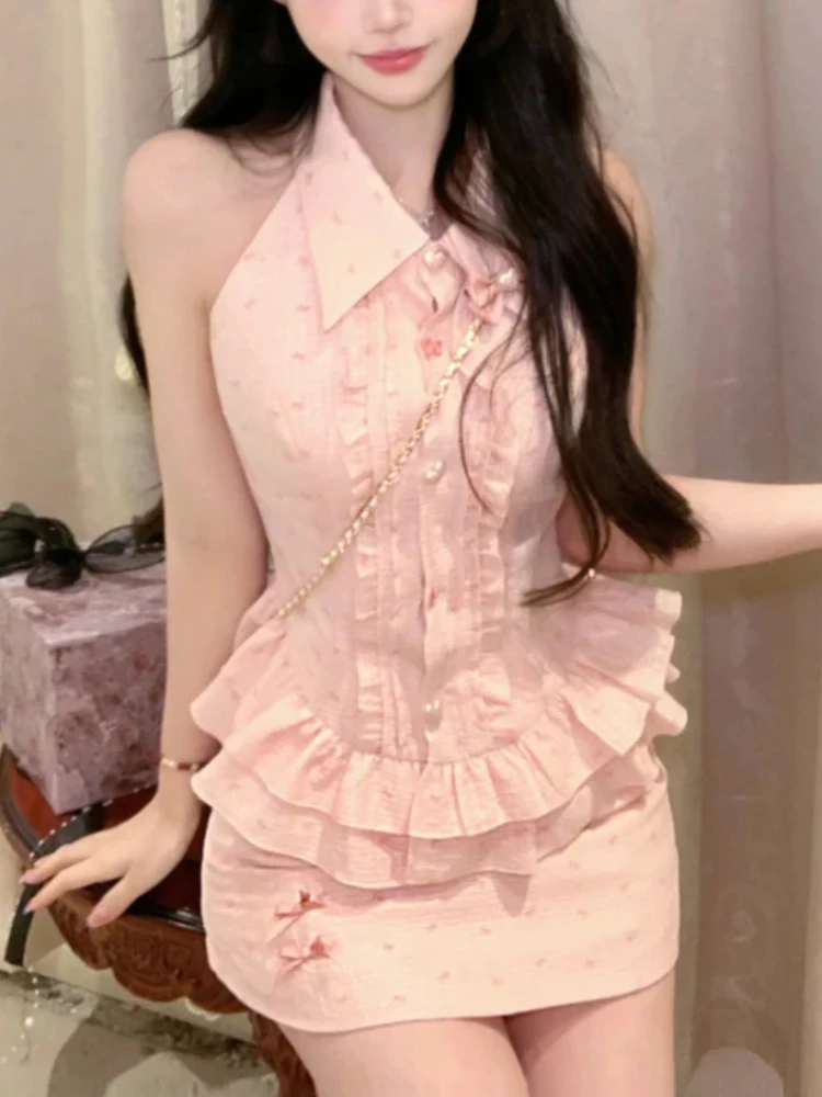 Korean Fashion Pink Sweet 2 Piece Set Women Halter Neck Tops + A-line New Design Sexy Cute Slim Chic Outfit Spring Summer 2025
Korean Fashion Pink Sweet 2 Piece Set Women Halter Neck Tops + A-line New Design Sexy Cute Slim Chic Outfit Spring Summer 2025