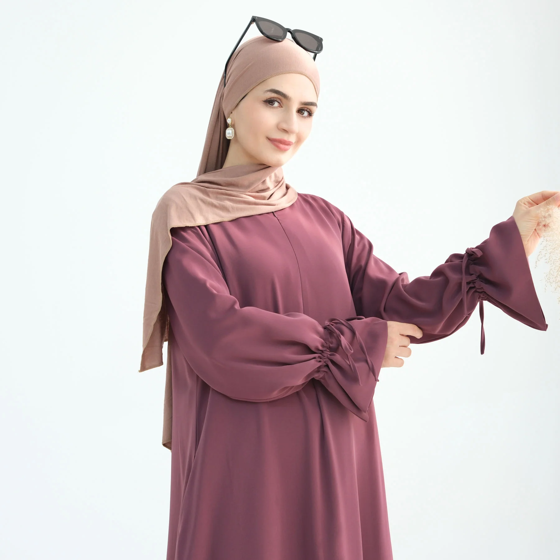 Eid Jalabiya Djellaba Abayas for Women Muslim Maxi Dress Turkey Kaftan Ramadan Islam Clothing Arabic Robe Caftan Vestidos Abaya
Eid Jalabiya Djellaba Abayas for Women Muslim Maxi Dress Turkey Kaftan Ramadan Islam Clothing Arabic Robe Caftan Vestidos Abaya