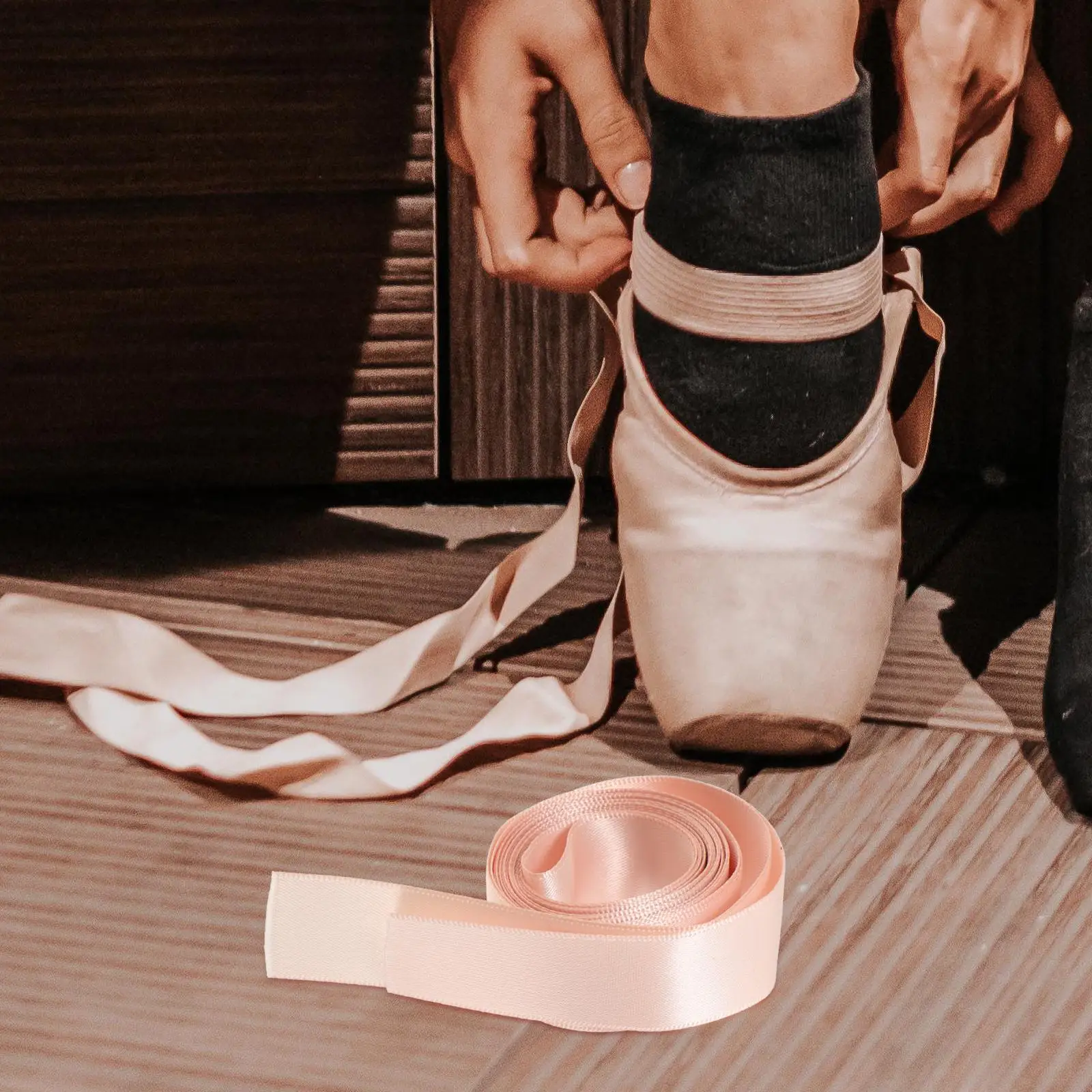 2 Pcs Satin Pointe Shoe Ribbons Pink Dance Accessories Durable Sew on Ribbon for Stage Performance Ballet Shoe Parts
2 Pcs Satin Pointe Shoe Ribbons Pink Dance Accessories Durable Sew on Ribbon for Stage Performance Ballet Shoe Parts