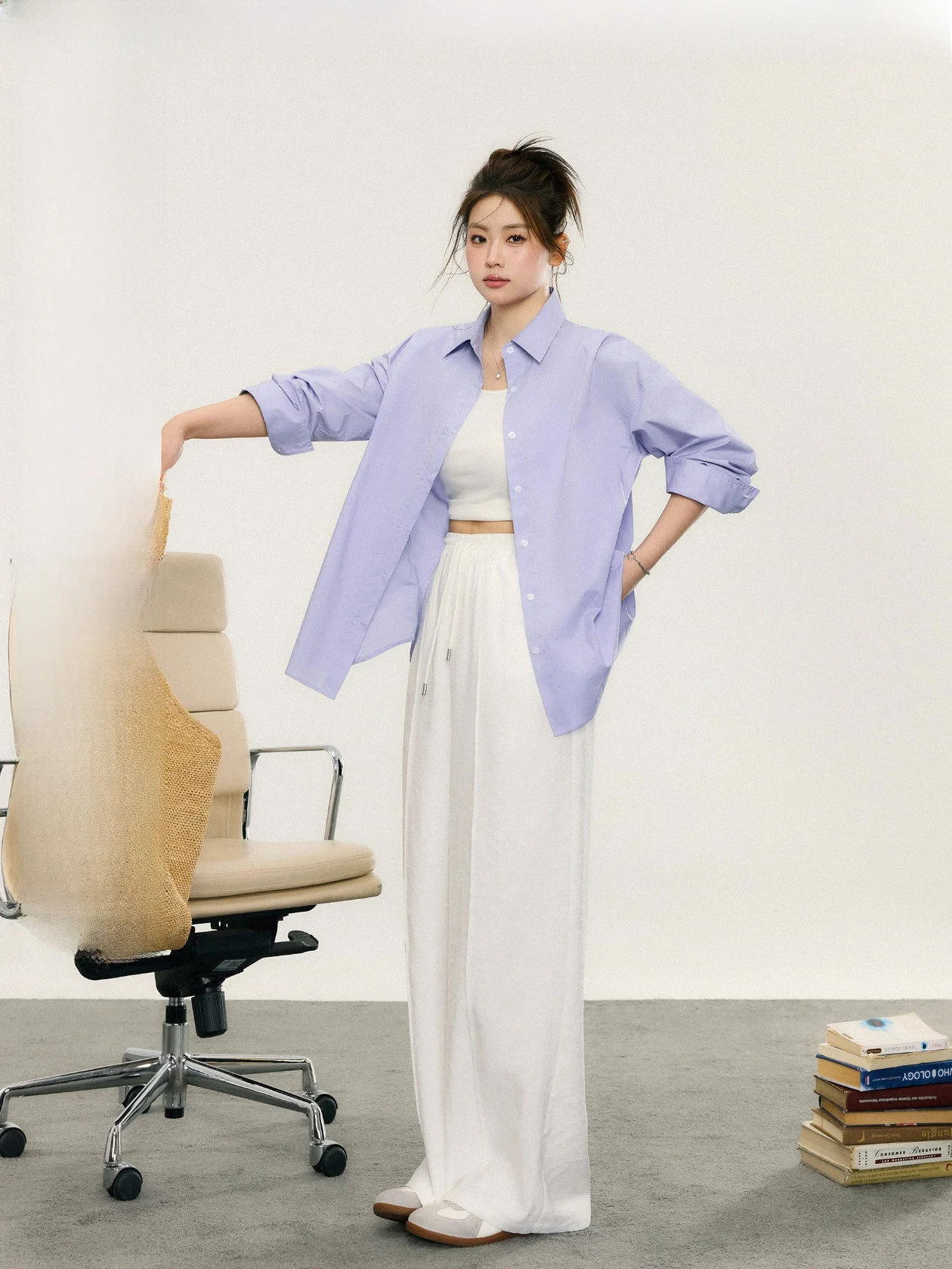 JULULOOK Studio Lazy Sle Loose Fit irt для полных женщин, простой дизайн, хлопковый топ с длинными рукавами, повседневный топ для бизнеса
JULULOOK Studio Lazy Sle Loose Fit irt для полных женщин, простой дизайн, хлопковый топ с длинными рукавами, повседневный топ для бизнеса