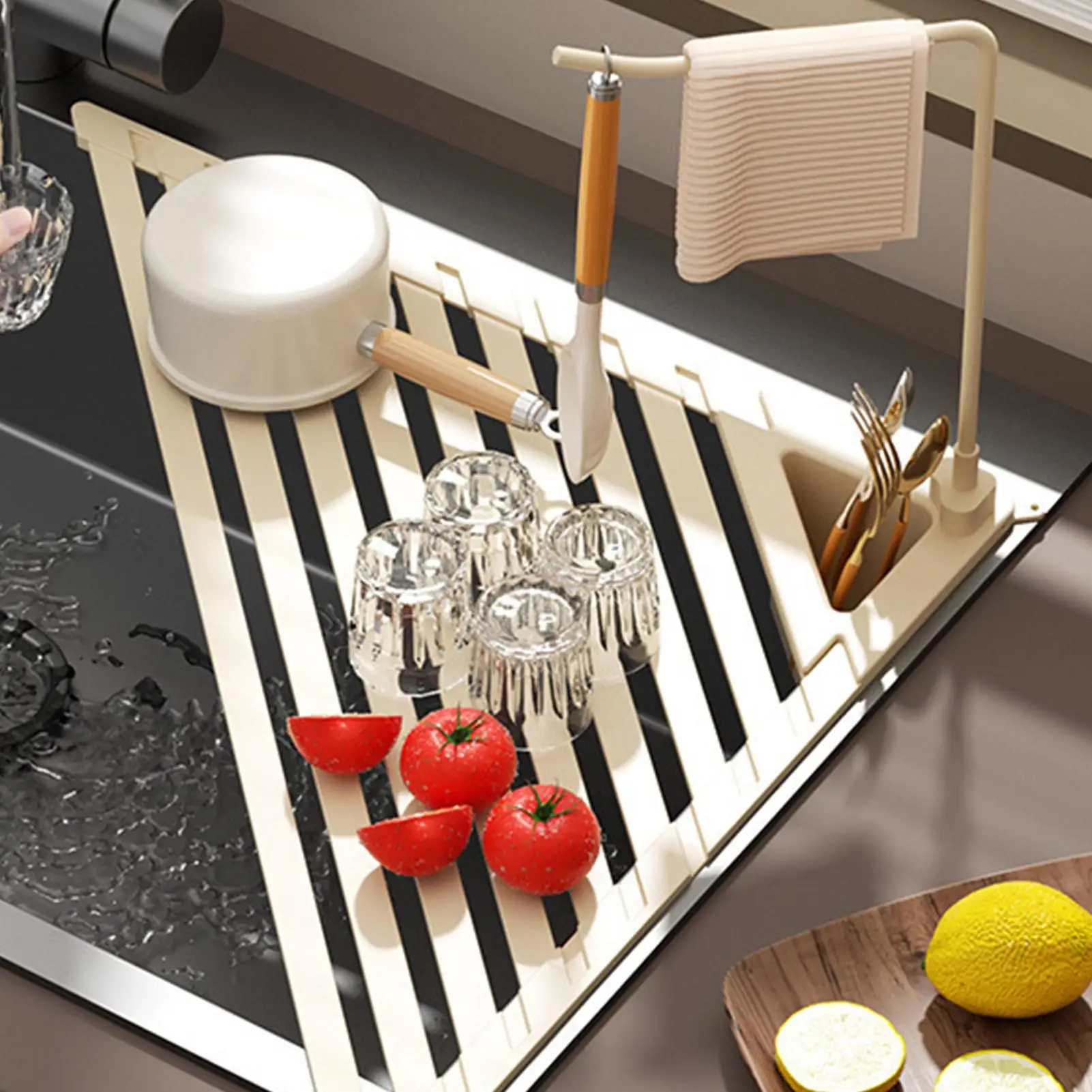 Drainage Rack Rustproof Triangle Foldable Metal Drainers Sink Dish Drying Rack For Organization Drainage Home Countertop Cabinet
Drainage Rack Rustproof Triangle Foldable Metal Drainers Sink Dish Drying Rack For Organization Drainage Home Countertop Cabinet