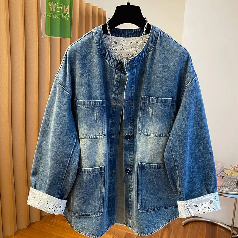 2026 Spring and Autumn Women's Cowboy Jacket Loose Splicing Round Neck Commuter Jacket
2026 Spring and Autumn Women's Cowboy Jacket Loose Splicing Round Neck Commuter Jacket