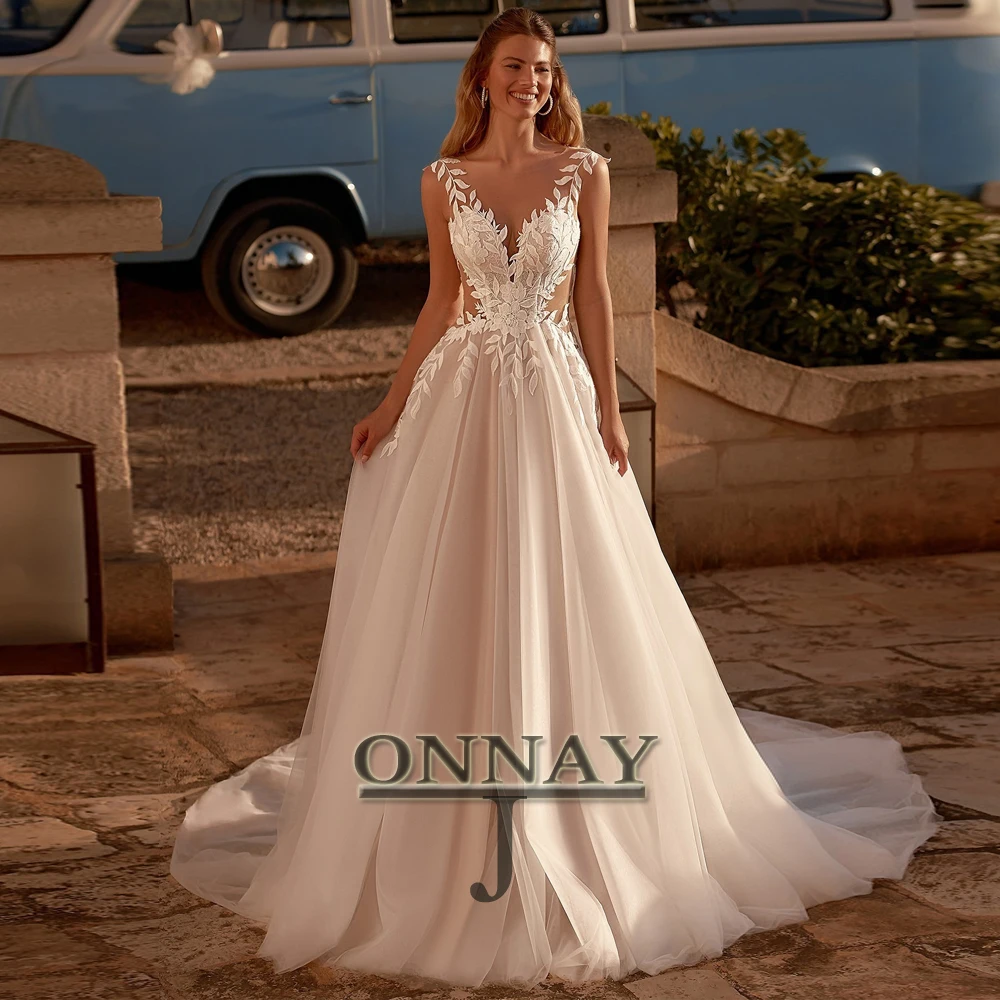 Customized Bohe Wedding Dresses Aline Bridal Dress for Women Lace Appliques Cut Out Bridal Gown for Bride Vestidos De Novia Plus
Customized Bohe Wedding Dresses Aline Bridal Dress for Women Lace Appliques Cut Out Bridal Gown for Bride Vestidos De Novia Plus