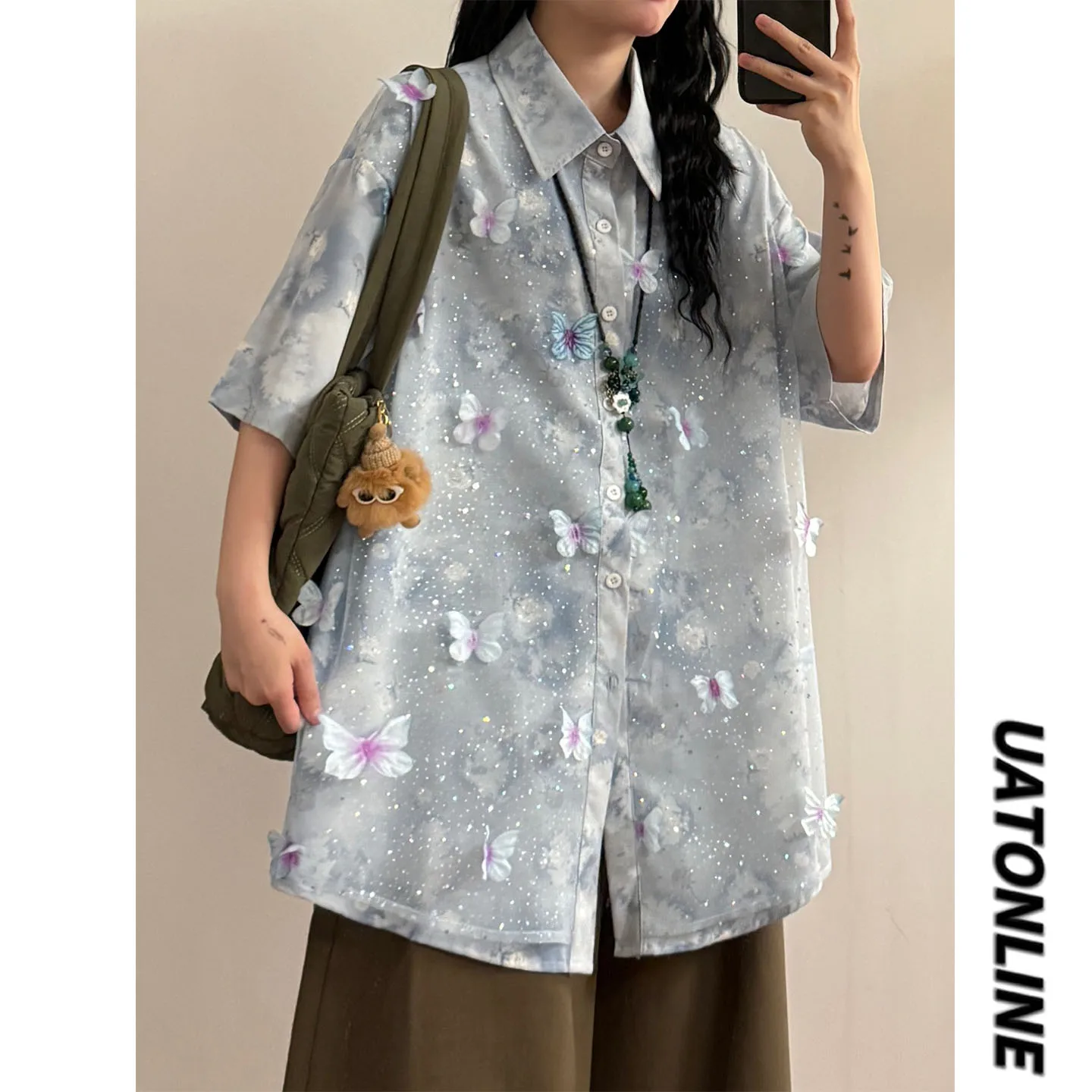 Retro UATONLINE2026 Summer Trendy Brand Gradient Splicing Thin Mesh Short Sleeve Shirt Fake Two-Piece Loose Fit Cotton
Retro UATONLINE2026 Summer Trendy Brand Gradient Splicing Thin Mesh Short Sleeve Shirt Fake Two-Piece Loose Fit Cotton
