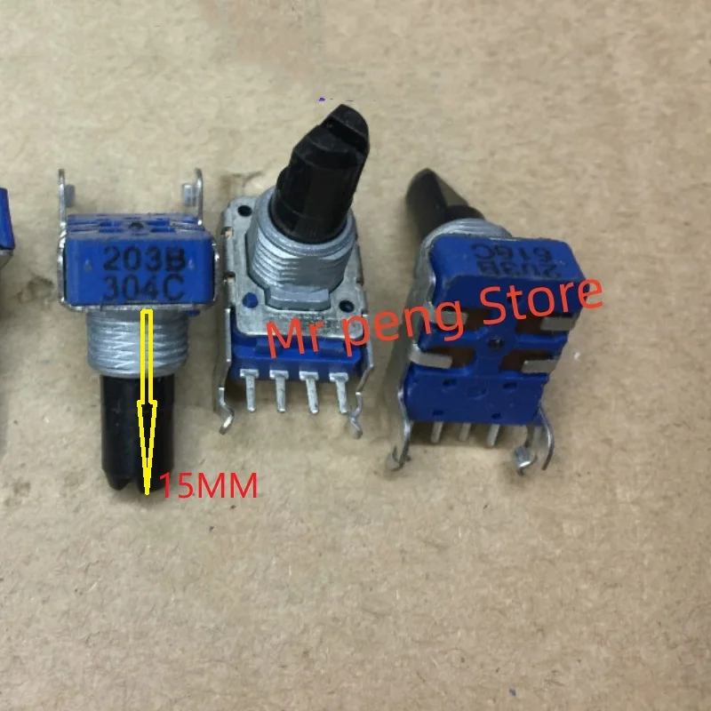 2pcs for ALPS RK11 potentiometer B20K tapeless center point axis length 15mm 4 pins
2pcs for ALPS RK11 potentiometer B20K tapeless center point axis length 15mm 4 pins
