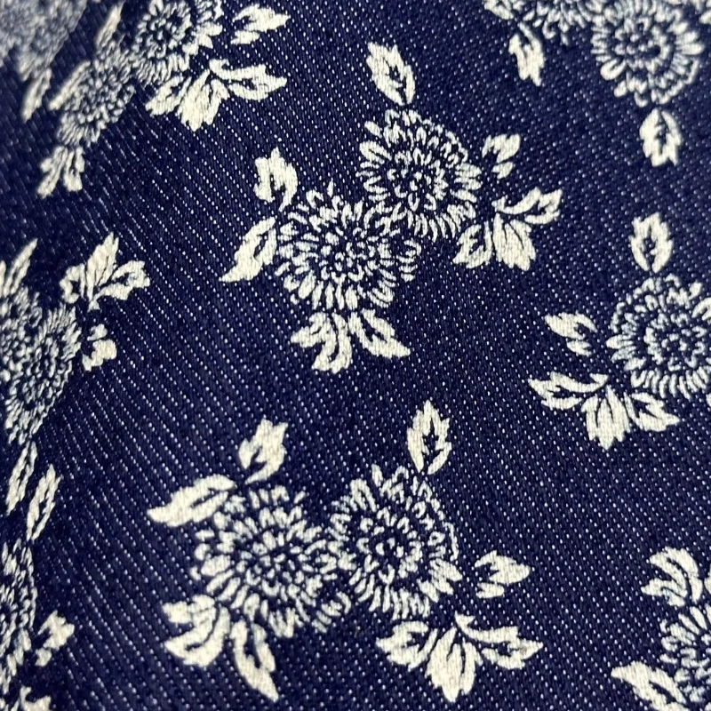 Deep Denim Floral Jacquard Fabric for Diy Sewing Pants Set Handmade Bag Clothing Designer Fabrics Cloth Cotton Material
Deep Denim Floral Jacquard Fabric for Diy Sewing Pants Set Handmade Bag Clothing Designer Fabrics Cloth Cotton Material