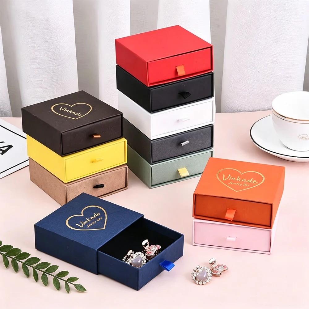 50Pack Custom Logo Paper Drawer Jewellery Packaging Box Ring Earring Necklace Bracelet Beige Black Cardboard Jewelry Storage Box
50Pack Custom Logo Paper Drawer Jewellery Packaging Box Ring Earring Necklace Bracelet Beige Black Cardboard Jewelry Storage Box