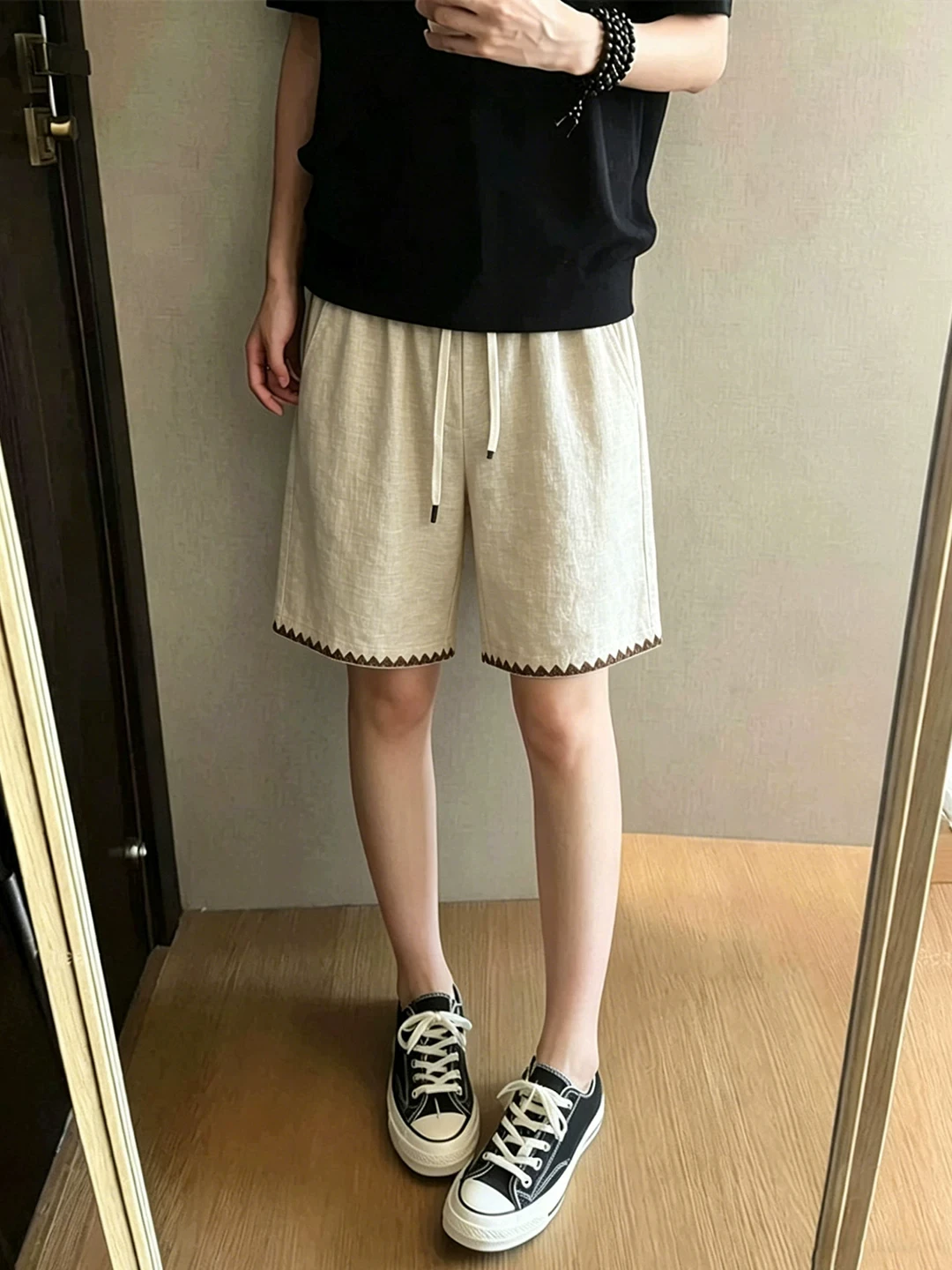 Lightweight Breathable Men's Short Pants Summer Casual Loose Fit Five-Tenths Straight Leg Cotton-Like Fabric Patchwork
Lightweight Breathable Men's Short Pants Summer Casual Loose Fit Five-Tenths Straight Leg Cotton-Like Fabric Patchwork