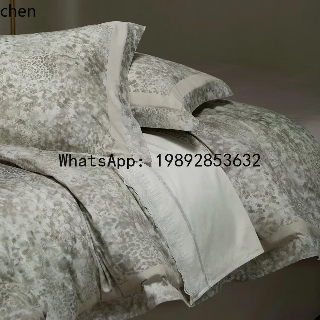 Long-Staple Cotton Fashion Texture Digital Print Series Four-Piece Bedding Set
Long-Staple Cotton Fashion Texture Digital Print Series Four-Piece Bedding Set