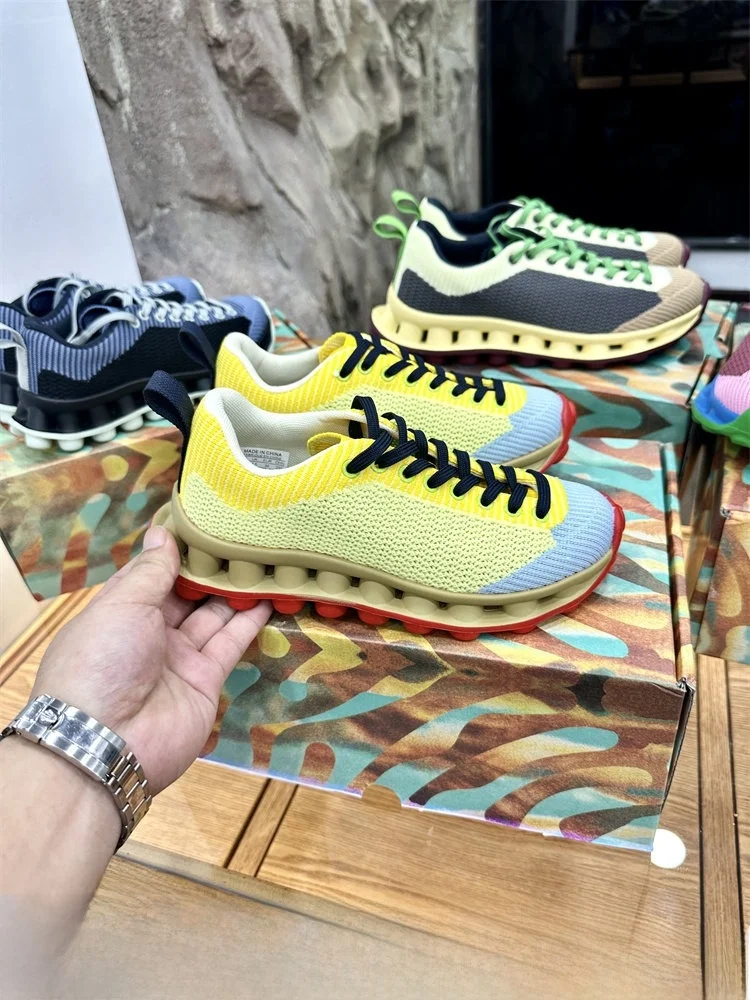 Outdoor Unisex Casual Shoes Comfortable Sporty Couple Sneakers Trendy Low Heel round Toe PU Leather Lightweight
Outdoor Unisex Casual Shoes Comfortable Sporty Couple Sneakers Trendy Low Heel round Toe PU Leather Lightweight