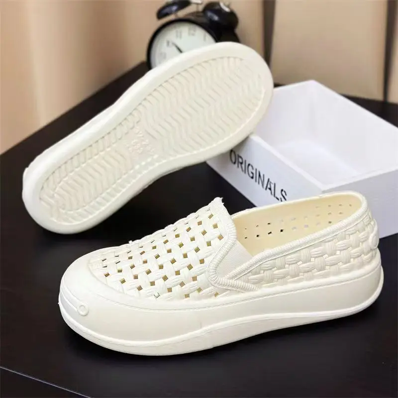 Classic summer women's casual shoes, thick soled beach shoes, comfortable, soft soled, breathable, non slip, flat nursing shoes
Classic summer women's casual shoes, thick soled beach shoes, comfortable, soft soled, breathable, non slip, flat nursing shoes