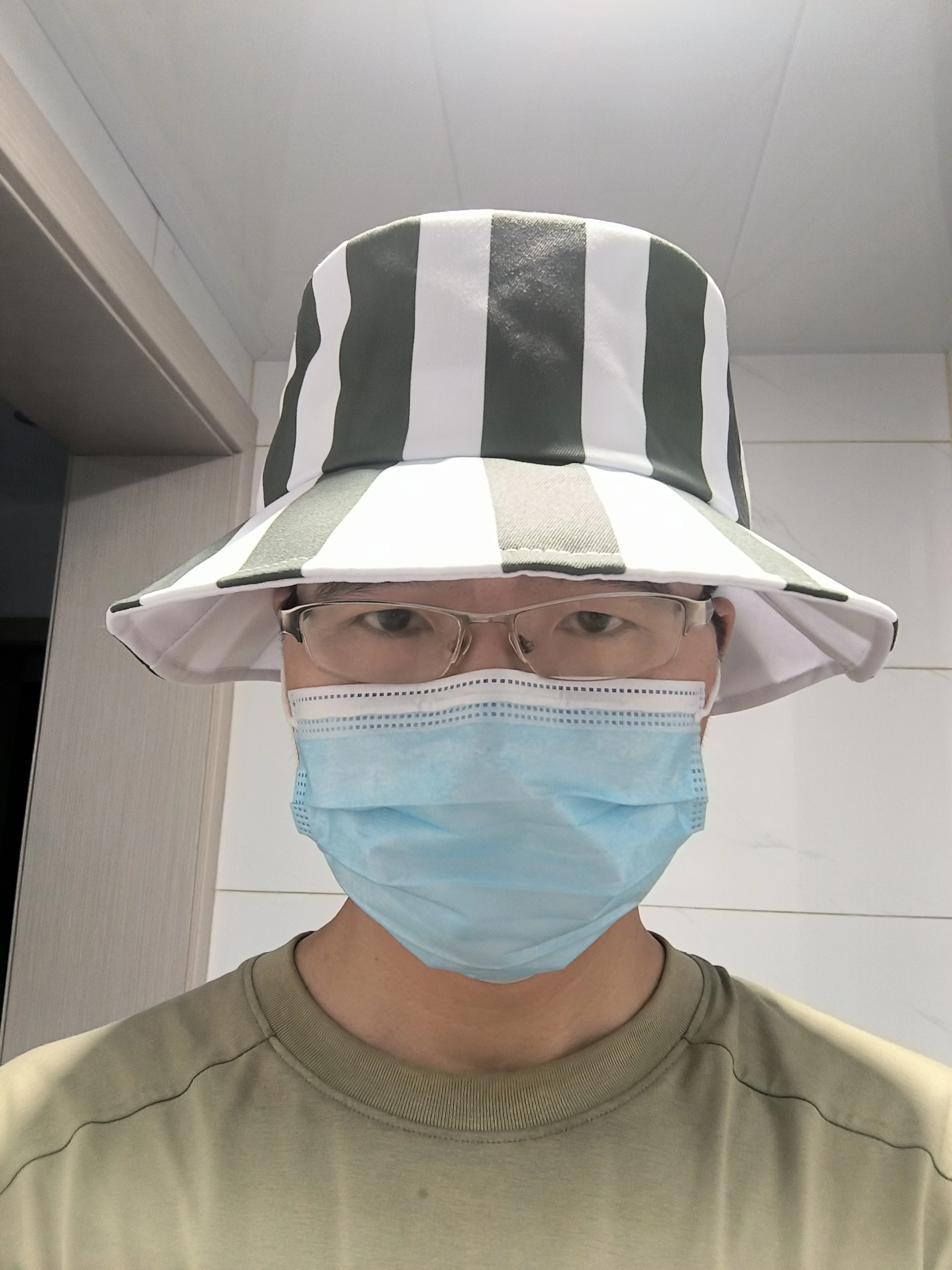 Fulujiacos Urahara Kisuke Hat Anime Cosplay Hat Cap Dome Green and White Striped Summer Cool Hat
Fulujiacos Urahara Kisuke Hat Anime Cosplay Hat Cap Dome Green and White Striped Summer Cool Hat