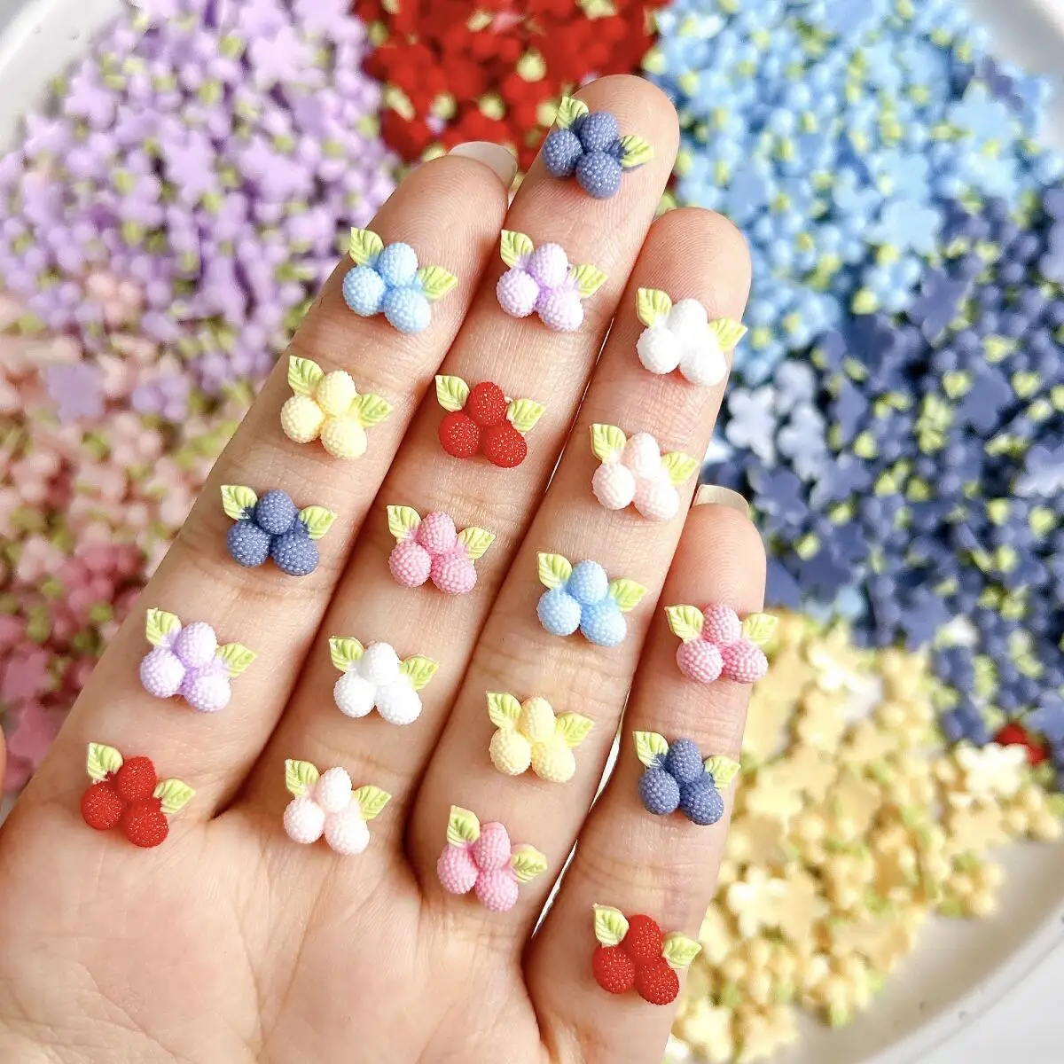 50PCS Novelty Luminous Bayberry Resin Nail Charms Creative Simulated Bayberry String Nail Art Decorations for DIY Hairpin Nails
50PCS Novelty Luminous Bayberry Resin Nail Charms Creative Simulated Bayberry String Nail Art Decorations for DIY Hairpin Nails