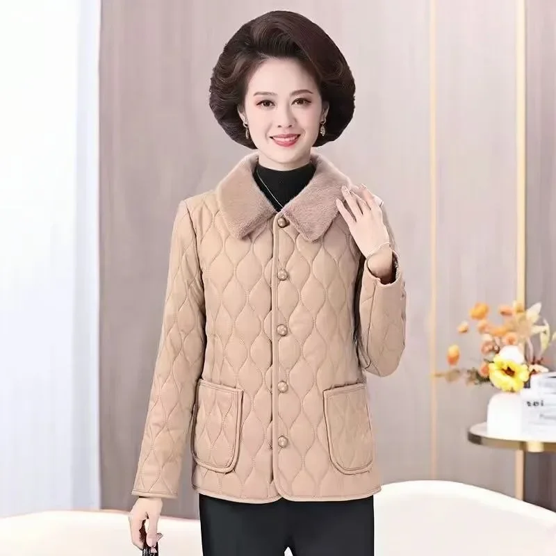 Winter Plush Jacket Mom's Fashion Single Breasted Loose Lapels Pockets Coat for Mid-Aged Women with Velvet Warm Quilted Coat
Winter Plush Jacket Mom's Fashion Single Breasted Loose Lapels Pockets Coat for Mid-Aged Women with Velvet Warm Quilted Coat