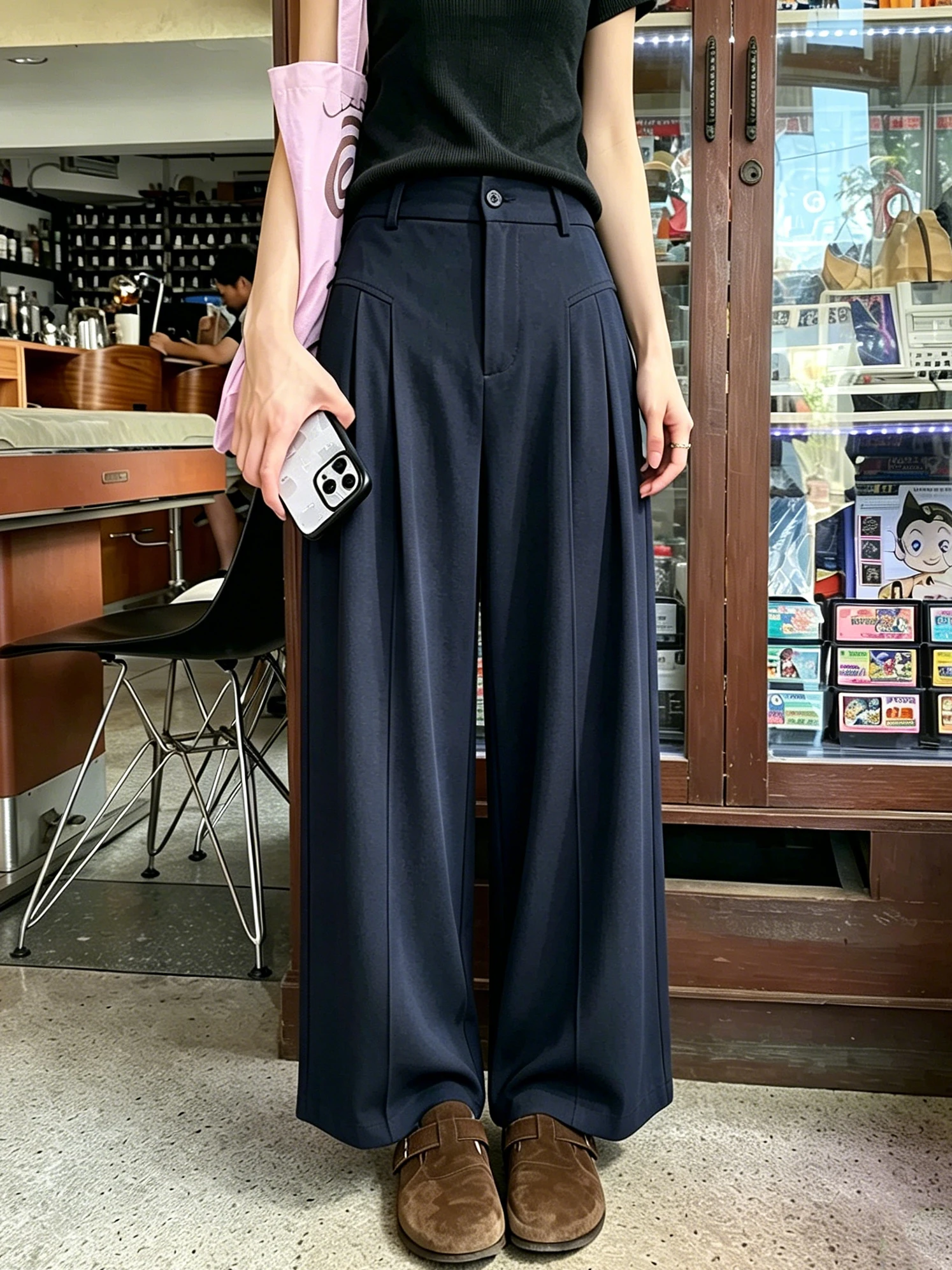 High Waist Wide Leg Suit Pants Women's Summer New Ice Silk Casual Loose Slimming Lightweight Floor-Length Trousers
High Waist Wide Leg Suit Pants Women's Summer New Ice Silk Casual Loose Slimming Lightweight Floor-Length Trousers