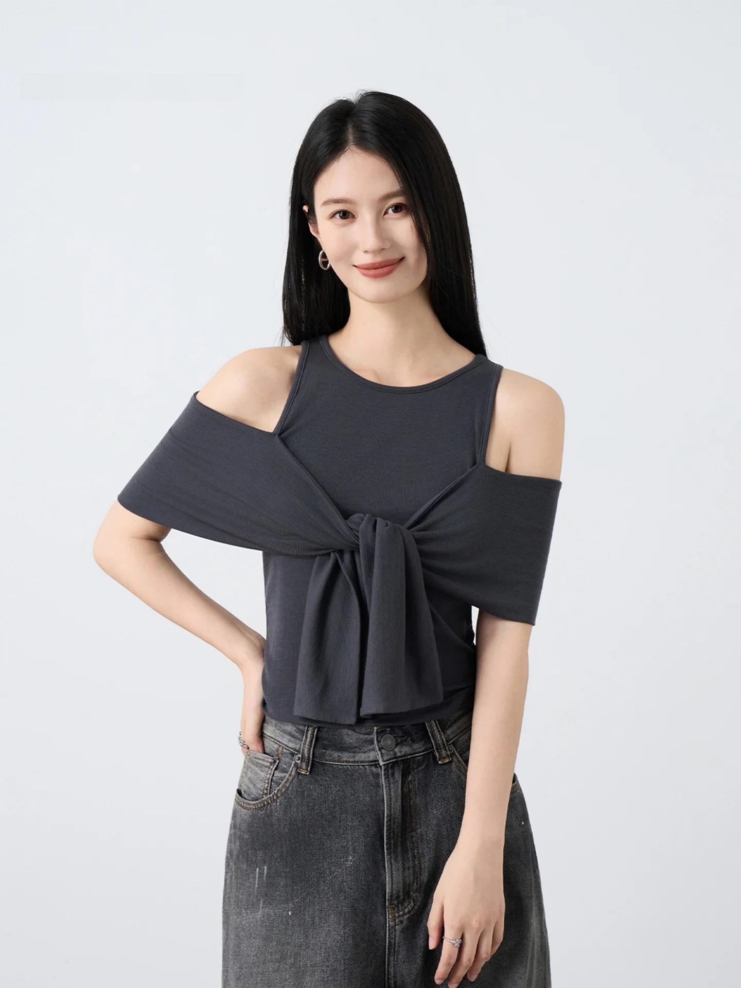 Elegant Pure Color T-Shirt Design Sensation Small Audience Match All Wool Cashmere Lenzing Women's Summer Fashion Top
Elegant Pure Color T-Shirt Design Sensation Small Audience Match All Wool Cashmere Lenzing Women's Summer Fashion Top