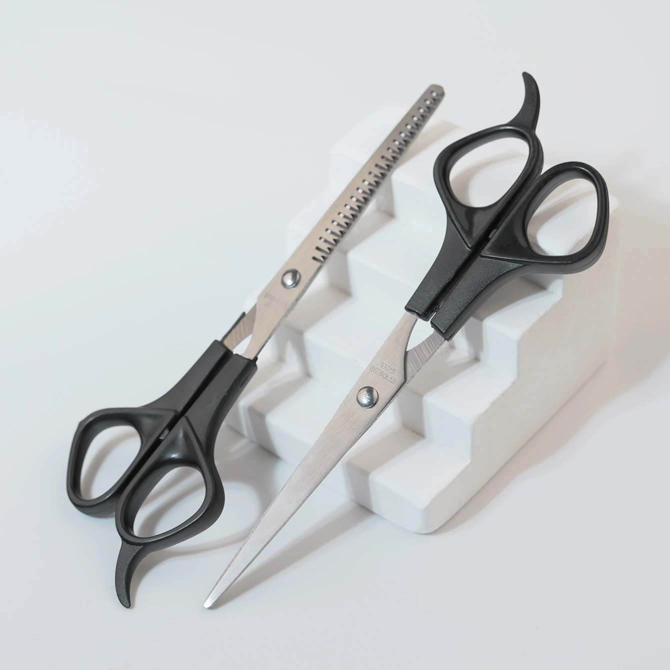 Hair Cutting Scissors Shears Kit, Professional Hairdressing Scissors for Hairdresser Salon Barber,Special for real hair 2042
Hair Cutting Scissors Shears Kit, Professional Hairdressing Scissors for Hairdresser Salon Barber,Special for real hair 2042