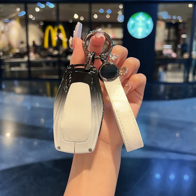 Minimalist Style Black and White Gradient Zinc Alloy + TPU Car Remote Key Case Cover For Geely Monjaro 2021 2022 2023 2024
Minimalist Style Black and White Gradient Zinc Alloy + TPU Car Remote Key Case Cover For Geely Monjaro 2021 2022 2023 2024