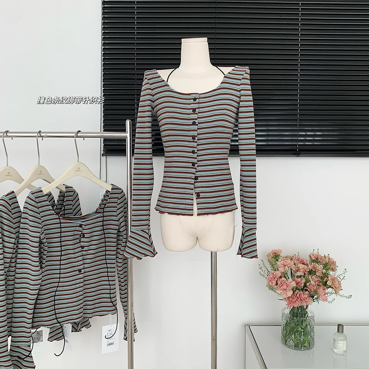 Y2K Vintage Striped T-Shirt Sweet Tops Spring Autumn Thin Tshirt Elasticity Korean Fashion Clothing Tee
Y2K Vintage Striped T-Shirt Sweet Tops Spring Autumn Thin Tshirt Elasticity Korean Fashion Clothing Tee