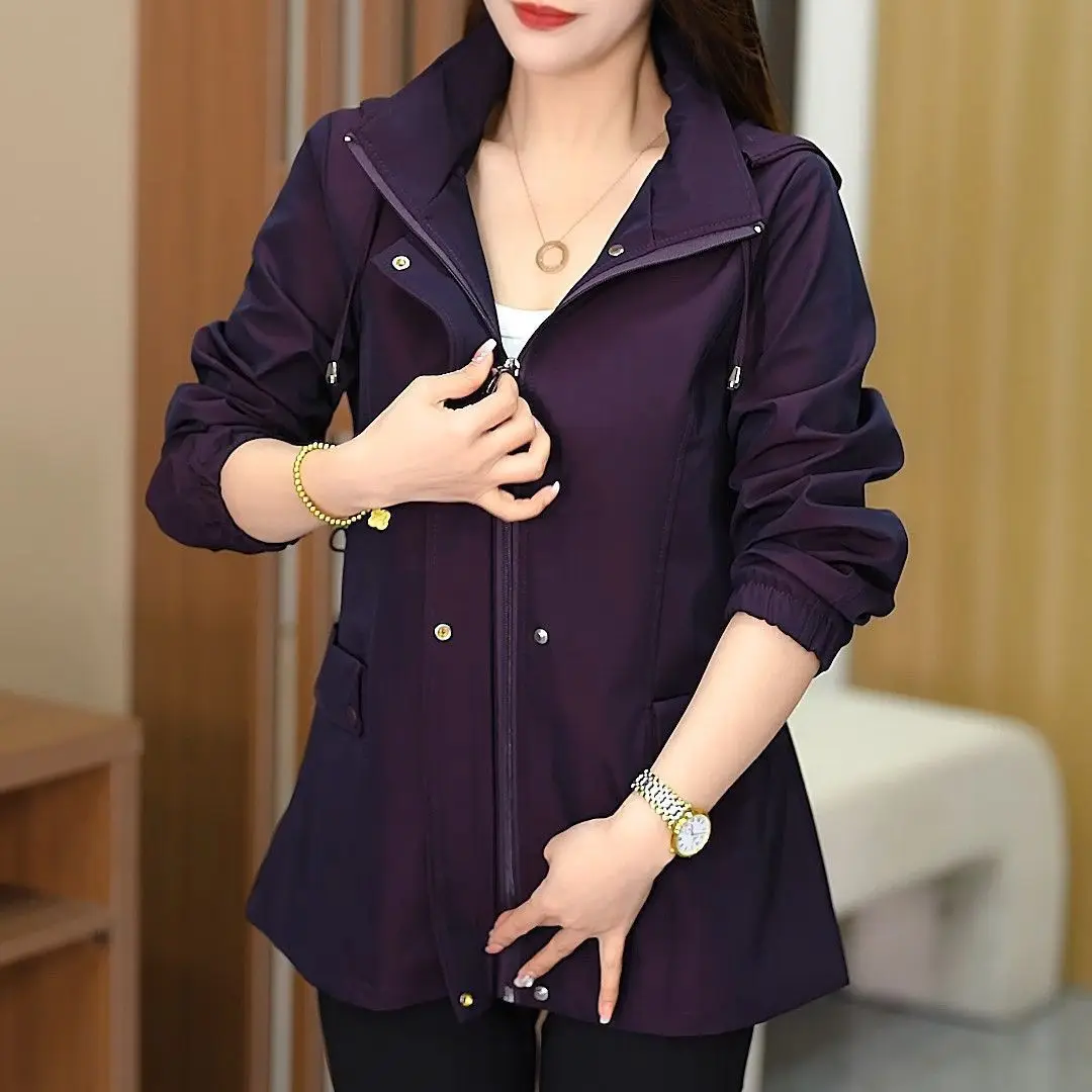 Windbreaker Coat Women Spring Autumn 2026New Jacket Middle-Aged Mother Plus Size Outwear Detachable Hooded Outcoat Female Top
Windbreaker Coat Women Spring Autumn 2026New Jacket Middle-Aged Mother Plus Size Outwear Detachable Hooded Outcoat Female Top