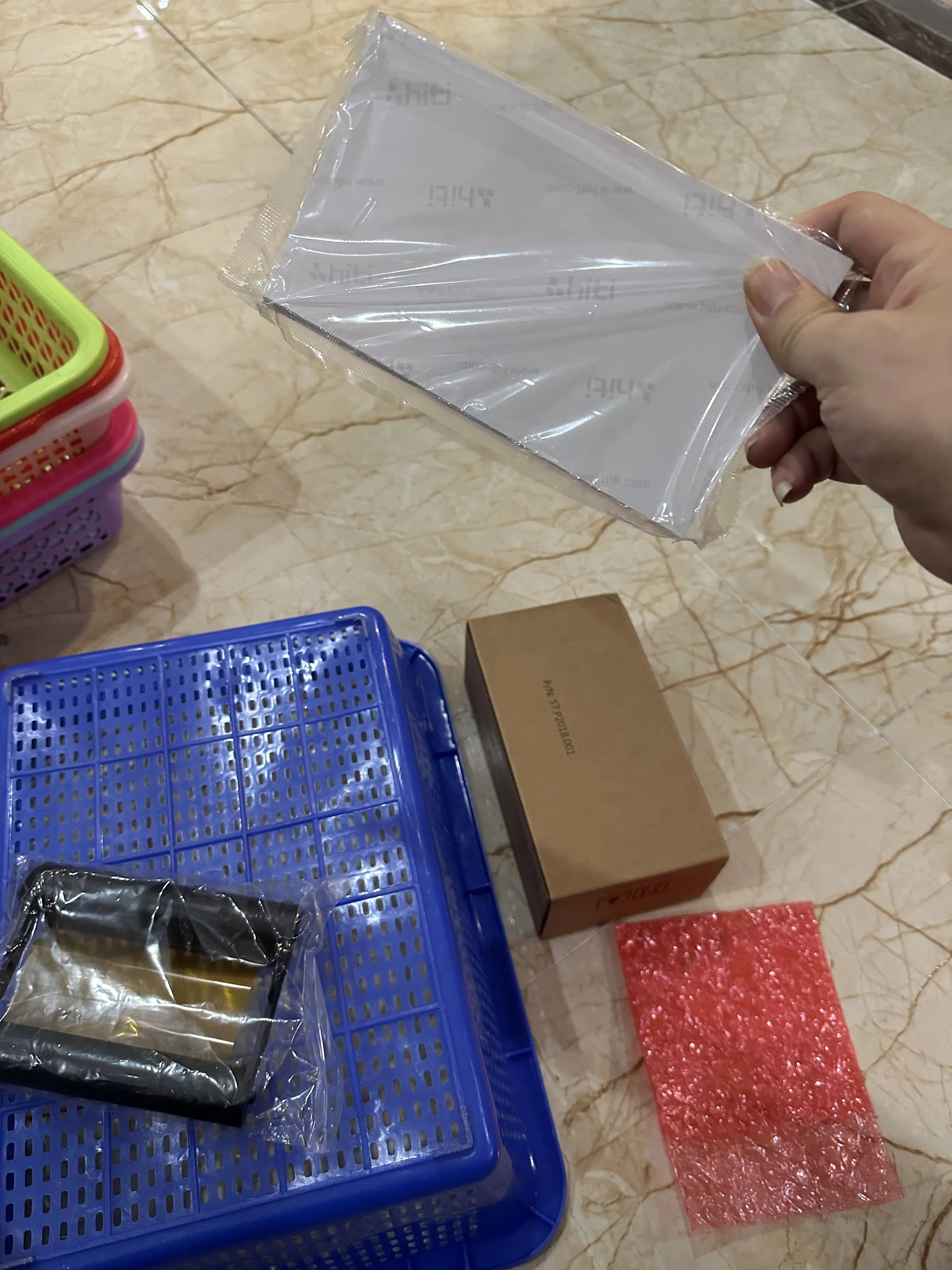 Новая фотобумага для Hiti S420, 100 отпечатков, 1000 листов изображений для H-iti S 420 p3411 p3410 p3414 
Новая фотобумага для Hiti S420, 100 отпечатков, 1000 листов изображений для H-iti S 420 p3411 p3410 p3414