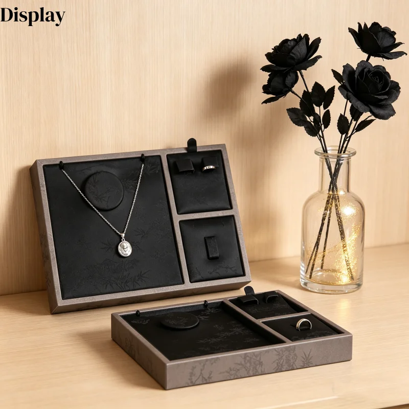 Elegant Chinese Silk Embroidered Jewelry Tray, Bangle & Beads Viewing Plate, Multi-Function Counter Display Box
Elegant Chinese Silk Embroidered Jewelry Tray, Bangle & Beads Viewing Plate, Multi-Function Counter Display Box