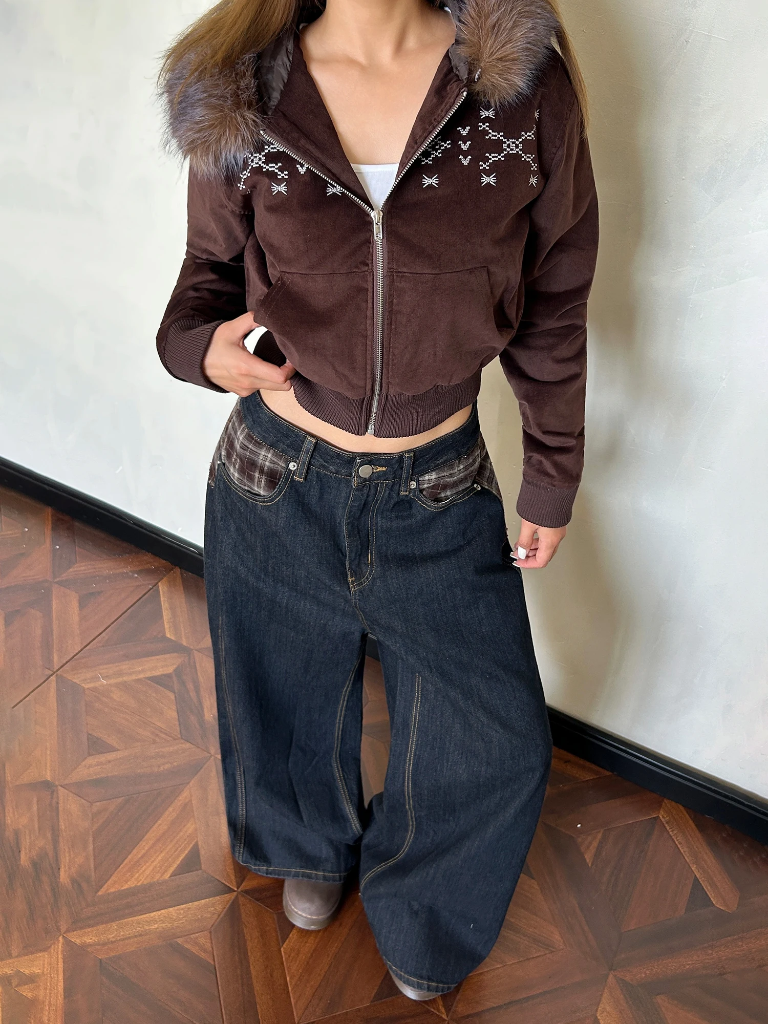 Стеганое хлопково-бархатное тюлето с капюшоном в стиле ретро в американском стиле, свободное пальто с длинной застежкой-молнией для всех сезонов
Стеганое хлопково-бархатное тюлето с капюшоном в стиле ретро в американском стиле, свободное пальто с длинной застежкой-молнией для всех сезонов