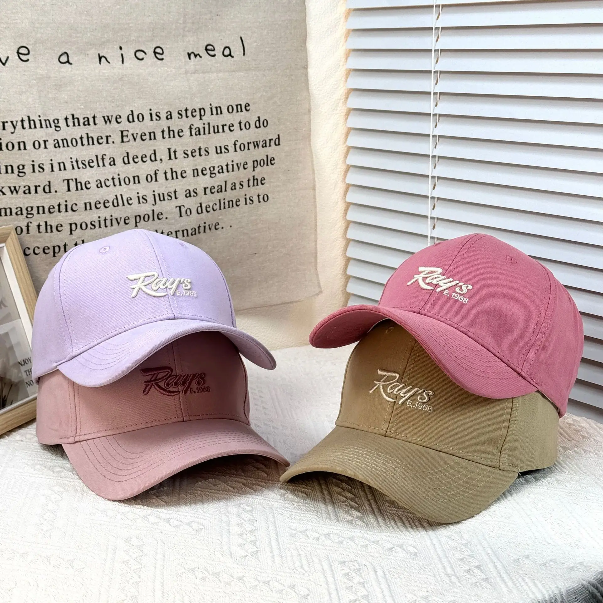 Sun Cap Vintage Unisex Sports Visor Adjustable Snapback Hat Comfortable Retro Baseball Cap For Sun Outdoor Sports Spring
Sun Cap Vintage Unisex Sports Visor Adjustable Snapback Hat Comfortable Retro Baseball Cap For Sun Outdoor Sports Spring