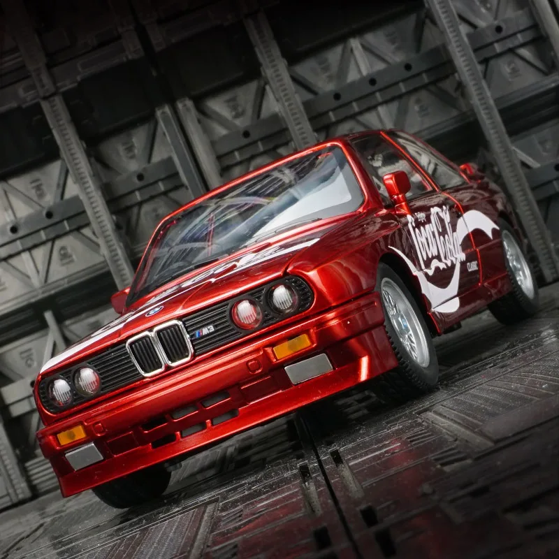 1/24 simulation BMW M3 E30 Coca Cola coated alloy car model 1988 recommended children's toy
1/24 simulation BMW M3 E30 Coca Cola coated alloy car model 1988 recommended children's toy