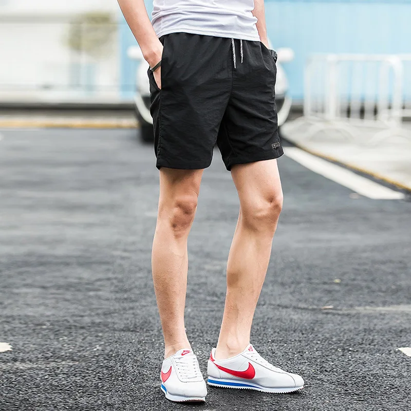 Men's Summer Sporty Loose Quick Dry Five-Quarter Shorts Beach Pants Trendy Straight Leg Polyester Fiber Micro Stretch
Men's Summer Sporty Loose Quick Dry Five-Quarter Shorts Beach Pants Trendy Straight Leg Polyester Fiber Micro Stretch