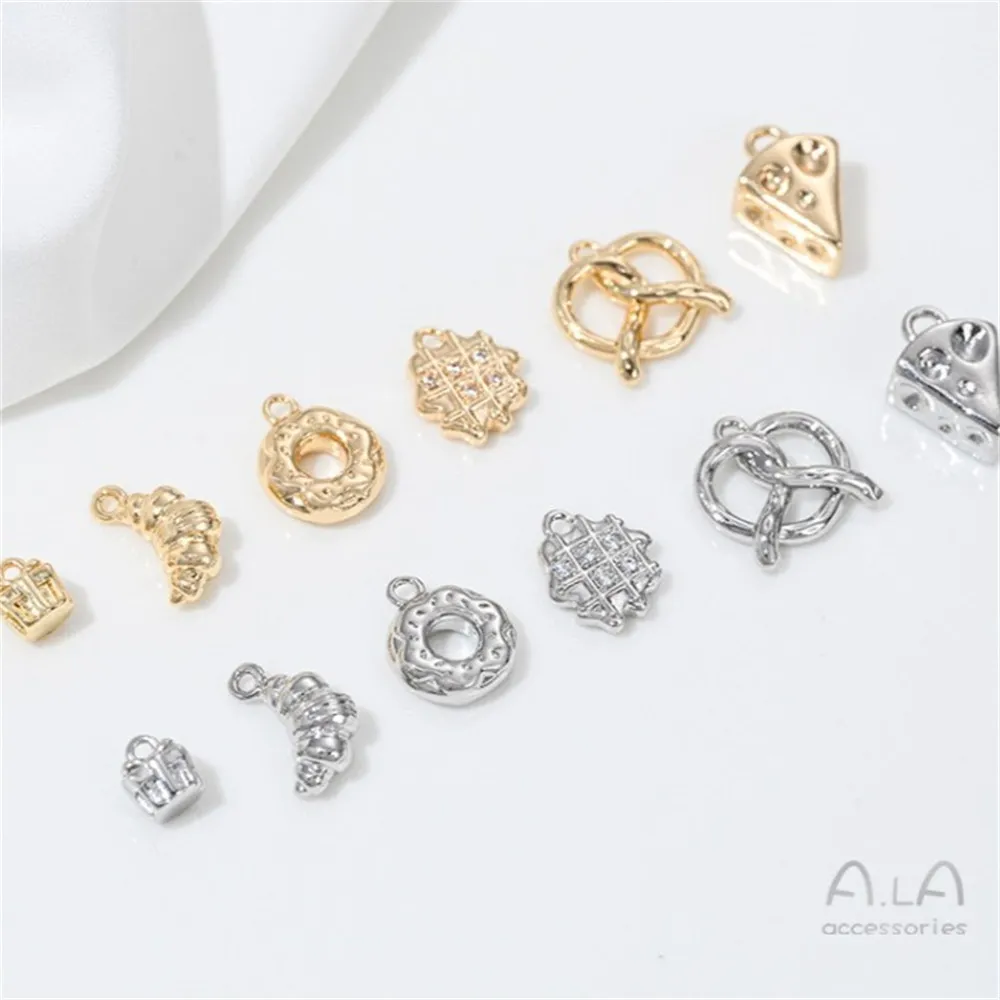 14K Bag Croissant Love Bag Cheese Donut Cake Подвеска Ins Стиль Ювелирные Изделия Ручной Работы Подвеска
14K Bag Croissant Love Bag Cheese Donut Cake Подвеска Ins Стиль Ювелирные Изделия Ручной Работы Подвеска