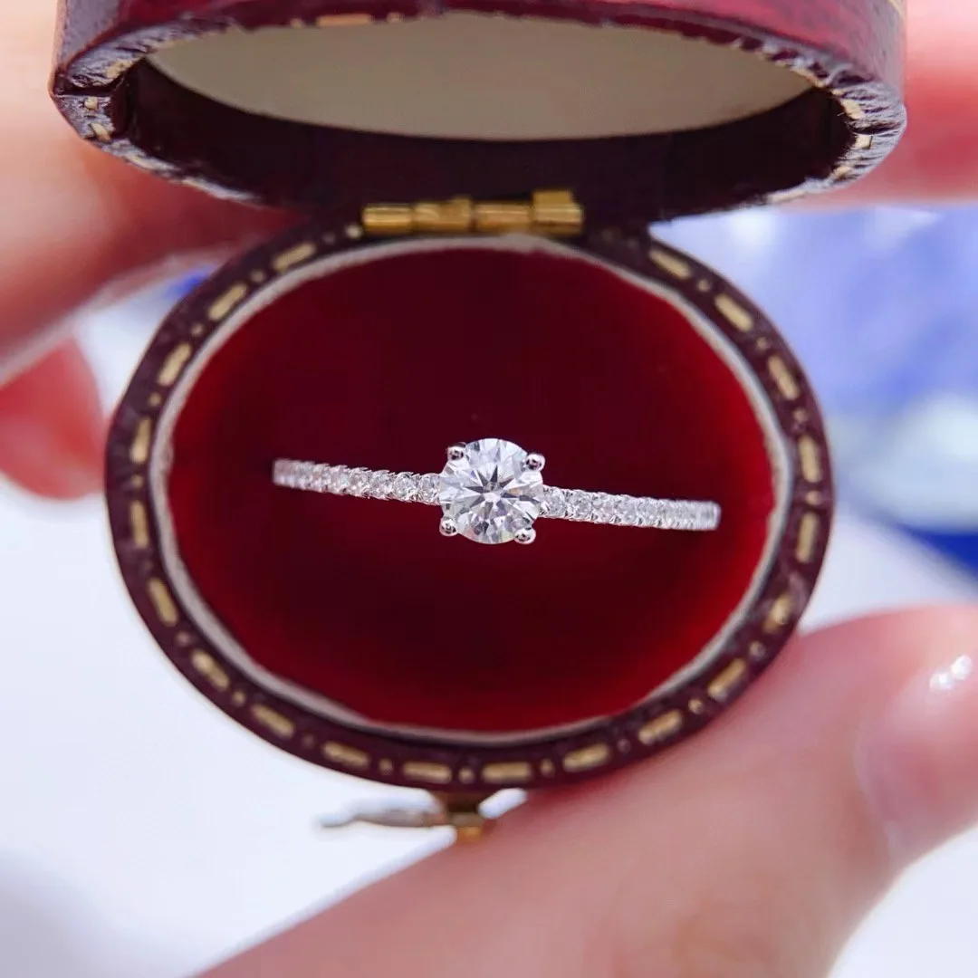 Platinum PT950 ring - 30mm thin wall - Korean style - simple and elegant design - Engagement ring for children - 18K gold
Platinum PT950 ring - 30mm thin wall - Korean style - simple and elegant design - Engagement ring for children - 18K gold