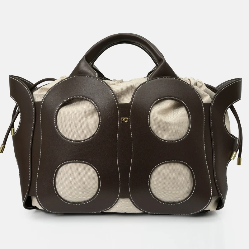 Women's Crossbody Bag Luxury Brand Designer Handbag Simple Atmosphere Hollow Design Shoulder Beach Bag
Women's Crossbody Bag Luxury Brand Designer Handbag Simple Atmosphere Hollow Design Shoulder Beach Bag