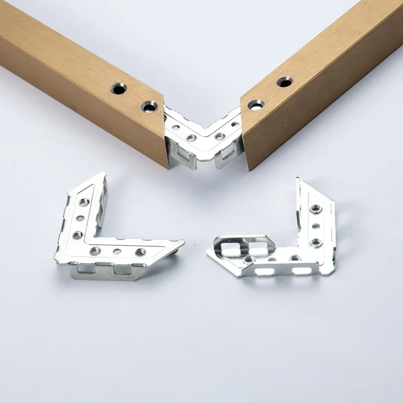 Cabinet Handle-Free Corner Code Fixed Threaded Aluminum Frame Right Angle Cold-Rolled Steel Cabinet Door Window Connection Iron 
Cabinet Handle-Free Corner Code Fixed Threaded Aluminum Frame Right Angle Cold-Rolled Steel Cabinet Door Window Connection Iron