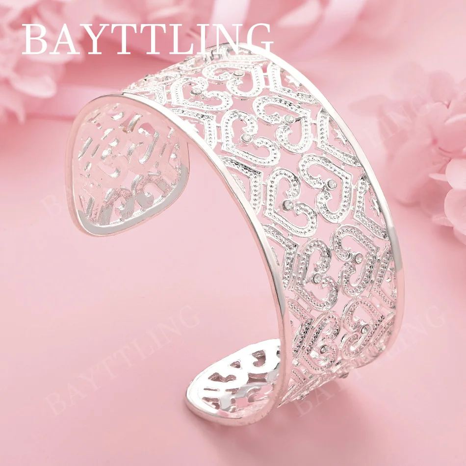 925 Sterling Silver Women's Exquisite Heart-Shaped Zirconia Open Bangle - Stylish and Charming Wedding Party Accessory
925 Sterling Silver Women's Exquisite Heart-Shaped Zirconia Open Bangle - Stylish and Charming Wedding Party Accessory