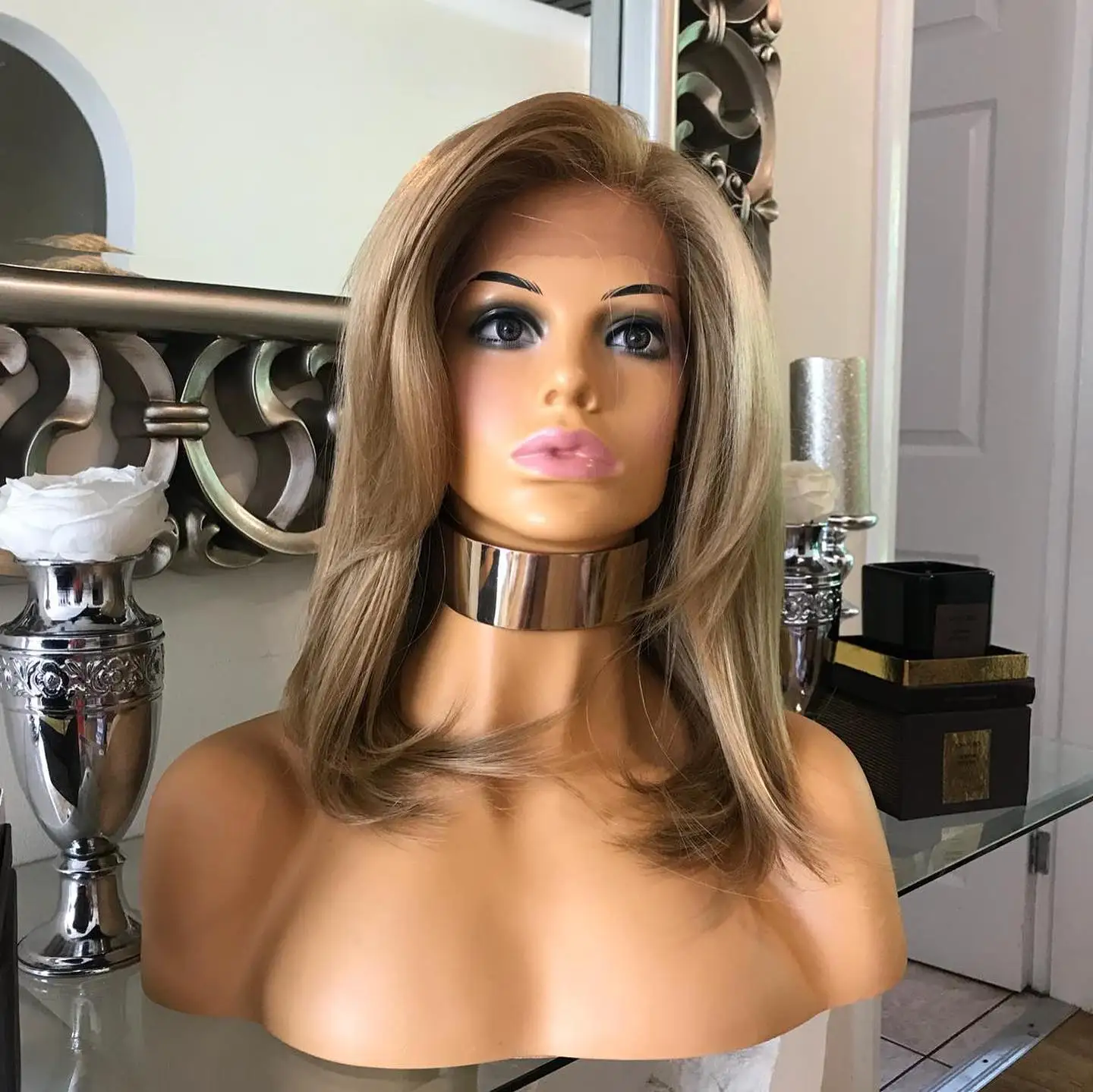 High Quality Synthetic Wigs Medium Long Layered Lace Wigs High Density Soft Wavy Brown Blonde Lace Front wig
High Quality Synthetic Wigs Medium Long Layered Lace Wigs High Density Soft Wavy Brown Blonde Lace Front wig